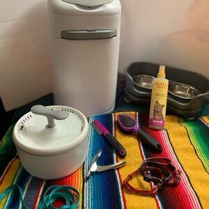 Burt's Bees Pet Care Kit with Colorful Accessories